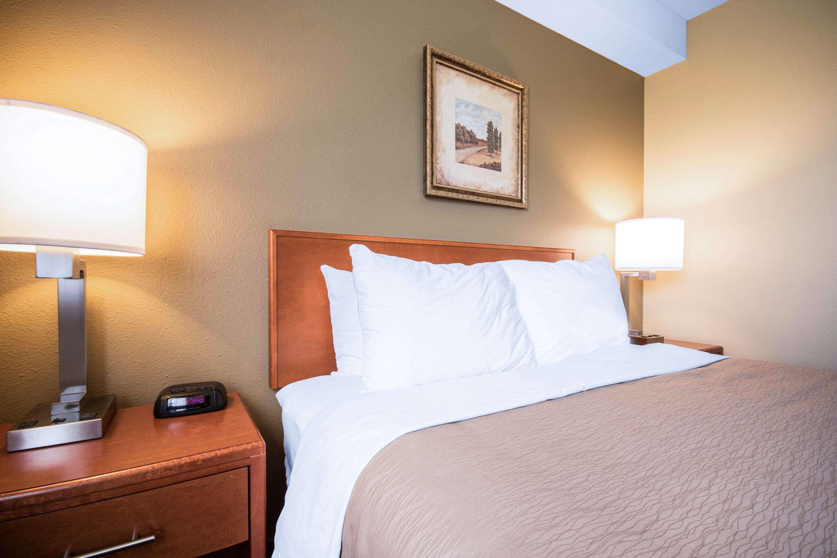 Comfort Inn & Suites Langley Luaran gambar